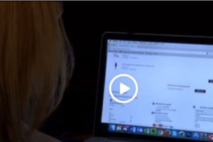 Site-ul care a păcălit zeci de români. O femeie a comandat un TV şi a primit pixuri