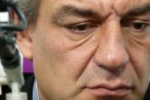 Ba, Misule, ne-am saturat! Faci, dracului, ceva?! Ca astia sunt pe bune cu Dumnezeu!