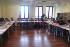 Activităţi ale copiilor de la Centrul „Aripi de Lumină”, DGASPC Dolj şi Școala Gimnazială Specială „Sf. Mina”