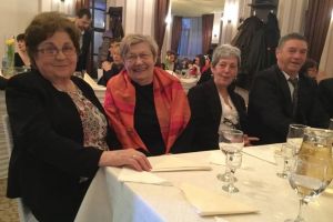 De 8 Martie, 300 de doamne au fost sărbătorite de administraţia cugireană