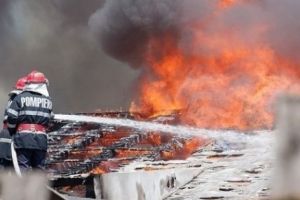 Un SPITAL a luat FOC în Alba Iulia din cauza unei LUMĂNĂRI. Situaţia VICTIMELEOR. News Alert