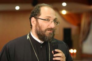 Părintele Constantin Necula ‒ „Să nu trădezi nici icoana din spatele tău, nici femeia ...