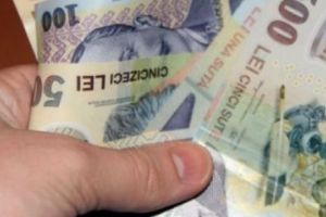 Un POLIȚIST a REFUZAT MITA oferită de un şofer pentru restituirea permisului de conducere

