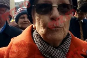 „Tot ce este PSD este bun” REGRETELE UNEI PENSIONARE. „România era departe cu Iliescu” Sistemul stă în calea social-democraţiei
