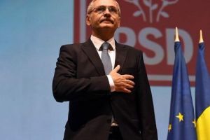 Dragnea şi-a ADUS IUBITA la Congresul PSD. Imagini FABULOASE de la Sala Palatului - Galerie Foto 