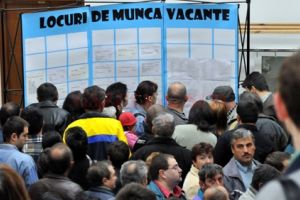 In atentia somerilor: Sute de locuri de munca vacante in judetul Valcea!