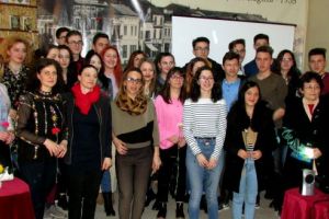 FOTO: Femeile celebre din România, evocate la Biblioteca „Petru Maior” din Reghin