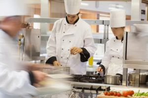 Candidaţi şi locuri de muncă în HoReCa