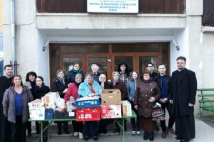 Daruri de la Arhiepiscopia Ramnicului pentru beneficiarii Centrului de recuperare neuropsihiatrică nr. 2 Băbeni