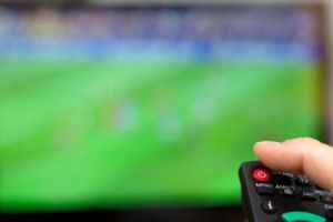 Limbaj de MAHALA şi ACUZAȚII GRAVE, în direct: „Eşti un LĂTRĂU!” Cine a făcut SPECTACOL la televizor