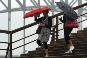 Se schimbă vremea de luni – Zonele în care o să plouă torenţial