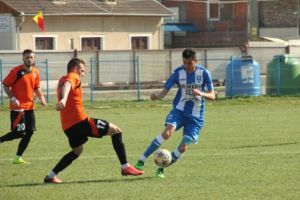 Cetate Deva a debutat cu stângul în retur