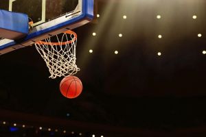 Baschetbaliştii de la CSM CSU Oradea primesc azi replica piteştenilor de la BCM U FC Argeş