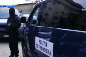 Cetăţean italian, arestat pentru complicitate la omor. Prins în Vama Petea
