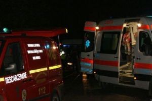 Şofer băut, coliziune cu un stâlp electric