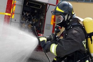 Marţi, 13: Explozie, urmată de un incendiu la un operator economic din Odorheiu Secuiesc