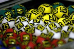 LOTO 6/49. GAFĂ INCREDIBILĂ la extragerea de duminică! Ce s-a întâmplat în DIRECT este REVOLTĂTOR