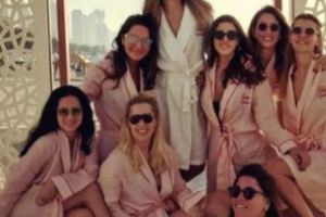 IMAGINI DRAMATICE! Ultimele FOTOGRAFII postate de VICTIMELE accidentului aviatic din Iran - Galerie Foto CUTREMURĂTOARE