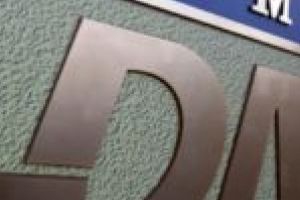 Vasile Sauca se simte strâns cu uşa. Toarnă tot, ca să scape ieftin!