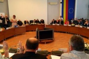 Interzisi: Directorii Primariei Baia Mare nu mai au voie la sedintele Consiliului Local