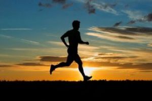 Exercitiile fizice practicate la o varsta inaintata mentin sistemul imunitar tanar