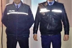 Doi agenţi din Goleşti, declaraţi “poliţiştii zilei” de Poliţia Română