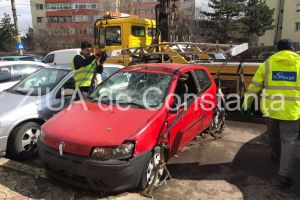 Masinile abandonate din municipiul Constanta sunt ridicate. Cate masini sunt vizate (galerie foto+video+document)