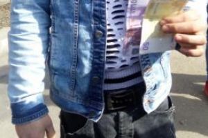 Atentie de unde cumparati valuta. Ce au descoperit jandarmii in Constanta. Incredibil ce le-au spus suspectii militarilor 