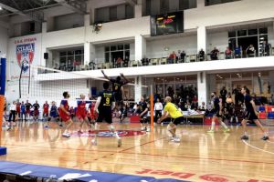 Tricolorul flutura spre titlu!