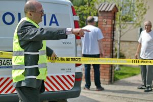 Bătrân ucis de un copil beat la Fântânele. Intrase peste el în casă