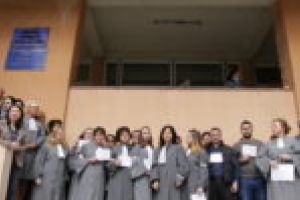 Protest al grefierilor la Reşiţa. Oamenii sunt nemulţumiţi de venituri