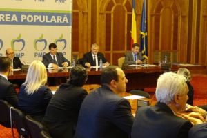 Congres extraordinar si la PMP. Basescu  vrea o discutie serioasa cu activul de partid!