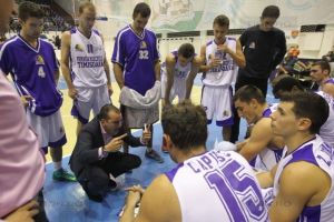 Antrenorul BC SCM Timisoara anunta probleme financiare: jucatorii isi platesc datoriile din banii lor