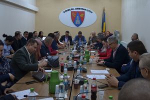 CJ Ilfov a primit acordul consilierilor pentru începerea negocierilor în procedura de cumpărare a unui nou sediupentru instituţie. Alexandrina Niţă va conduce Centrul Judeţean pentru Conservarea şi Promovarea Culturii Tradiţionale Ilfov