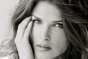 Monica Bîrlădeanu vorbeşte despre cel mai SENSIBIL subiect: „NU îi mai cer să fie suplu şi silfid până la piele şi os”