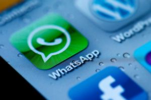 Schimbări la aplicaţia WhatsApp. Decizie importantă legată de mesaje