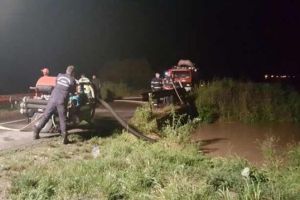 VIDEO Cod Roşu de inundaţii la Braşov: 13 localităţi afectate de apă