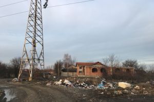 Groapa de gunoi la marginea Timisoarei. De vina ar fi dezvoltatorii imobiliari