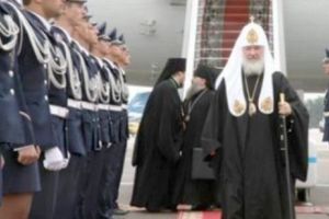 Incredibila AVERE a PATRIARHULUI făcută din vânzări de TUTUN şi ALCOOL