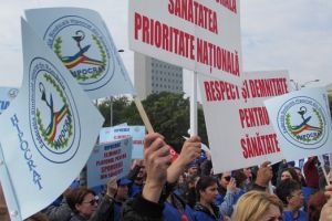 Medicii şi angajaţii din sistemul sanitar se pregătesc să intre în grevă generală
