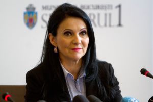 Ministrul Sănătăţii, Sorina Pintea: „10.000 de doze de imunoglobulină vor intra în ţară în maximum două săptămâni”