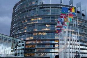 Cresc INEXPLICABIL costurile la Parlamentului European: Se cheltuie anual aproape 2 miliarde de euro din banii contribuabililor