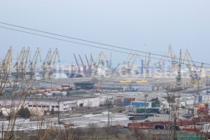 Platforma de beton pentru depozitarea marfurilor containerizate. Life Logistics SRL investeste in Portul Constanta