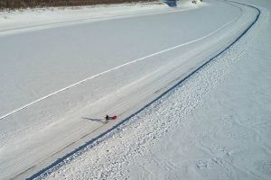 Tibi Uşeriu, precum un „uragan”, se apropie de finalul cursei 6633 Arctic Ultra de la Cercul Polar