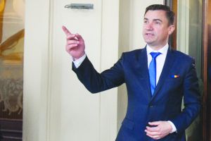 Chirica + Puşcaşu = DNA  ?