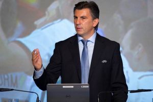 LIVE VIDEO – Ionuţ Lupescu susţine o conferinţă de presă la Sibiu (ora 11.00)