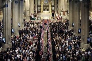 Următoarea zi de SĂRBĂTOARE, pe 17 martie. TRADIȚIILE care sporesc NOROCUL