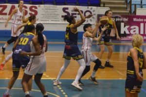 Turneu pentru nimic la baschet feminin