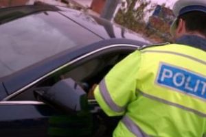 CLUJ: Tupeu maxim la Turda. Un şofer a fost prins beat la volan şi fără permis