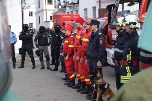 Exercitiu de interventie dupa producerea unui cutremur, la Penitenciarul Popa Sapca